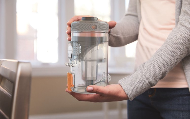 BLACK DECKER BHFEV182C Odkurzacz pionowy 18V + aku 2Ah, ładowarka