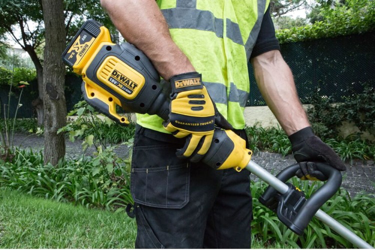 DEWALT podkaszarka akumulatorowa 18V