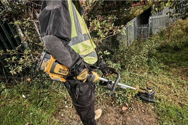 DEWALT DCM561P1 podkaszarka akumulatorowa