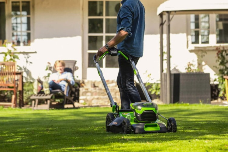 GREENWORKS GD60LM46SP