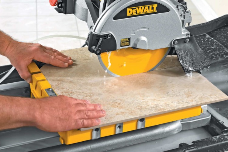 Zastosowanie tarczy do płytek DEWALT DT3733