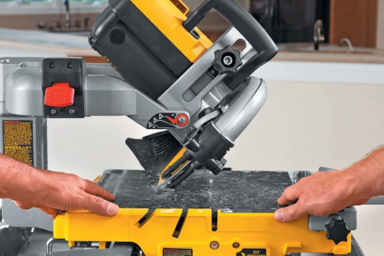 Zastosowanie tarczy do płytek DEWALT DT3733