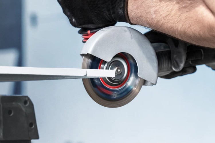 Zastosowanie tarczy tnącej BOSCH Expert HardCeramic