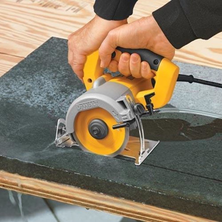 zastosowanie przecinarki do glazury DeWALT DWC410