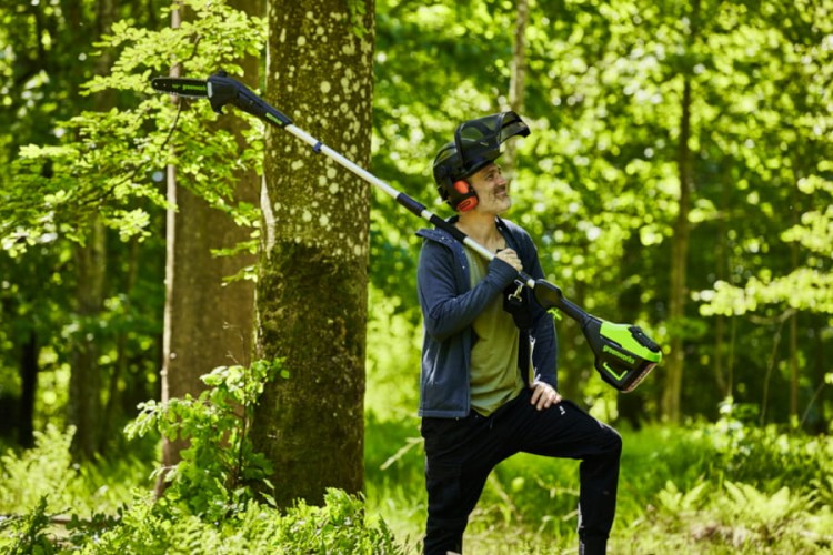GREENWORKS GD60PS25 Pilarka na wysięgniku 60V - Zastosowanie