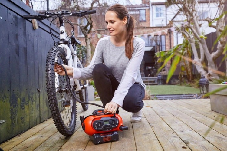 BLACK+DECKER