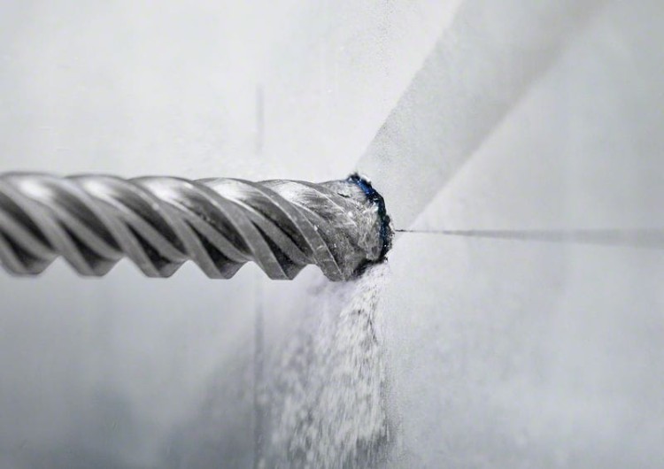 Wiertło udarowe 2608900223 do betonu zbrojonego, kamienia 18x600x740 mm BOSCH EXPERT