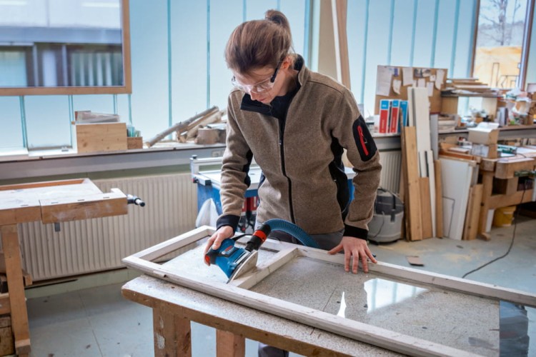 BOSCH 06012A2300 Szlifierka oscylacyjna 180W GSS 160 Multi + L-Boxx 136