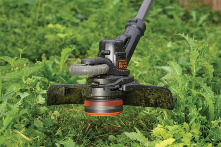 BLACK DECKER STC1840 Kosa akumulatorowa
