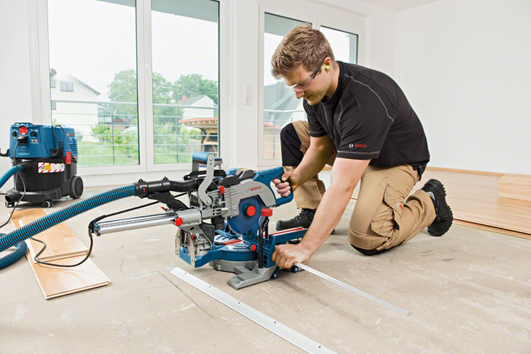 BOSCH GCM 8 SDE ukośnica 216mm 1600W