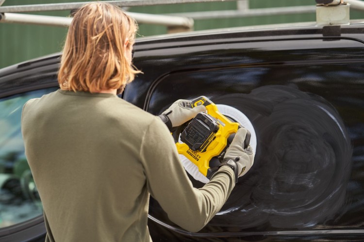 Polerka samochodowa STANLEY V20 SFMCE100 zastosowanie