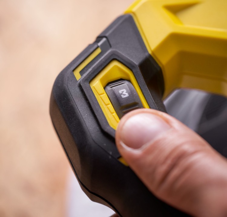 zastosowanie Polerka samochodowa STANLEY V20 SFMCE100