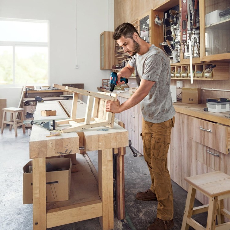 Zastosowanie wiertarko-wkrętarki BOSCH GSR 120-LI