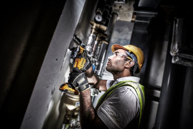 DEWALT DCS356N narzędzie wielofunkc. 18V XR "body" zastosowanie