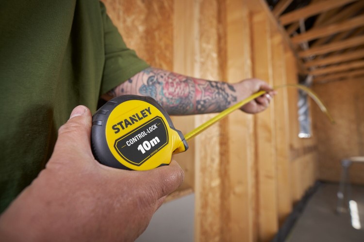 STANLEY Miarka zwijana CONTROL LOCK 10m 25mm
