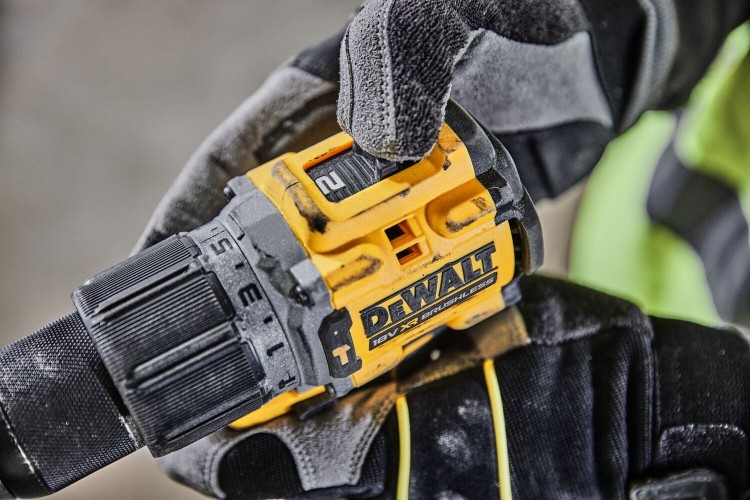 DeWALT DCD805NT Wiertarko wkrętarka udar. 18V XR 2-biegowa 90Nm + walizka