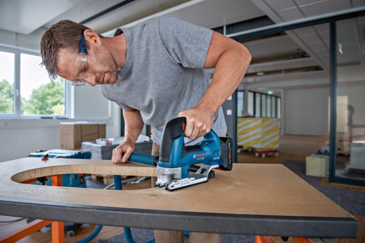 Bosch Wyrzynarka GST 18V-155 BC BODY PROFESSIONAL - Zastosowanie