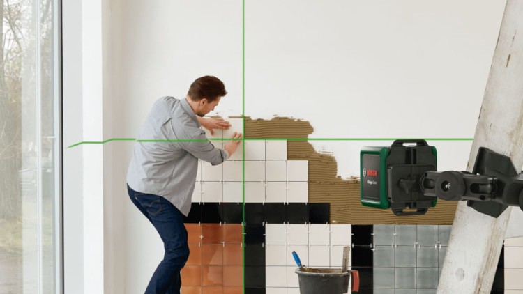 Zastosowanie lasera krzyżowego 12m Bosch Quigo Green