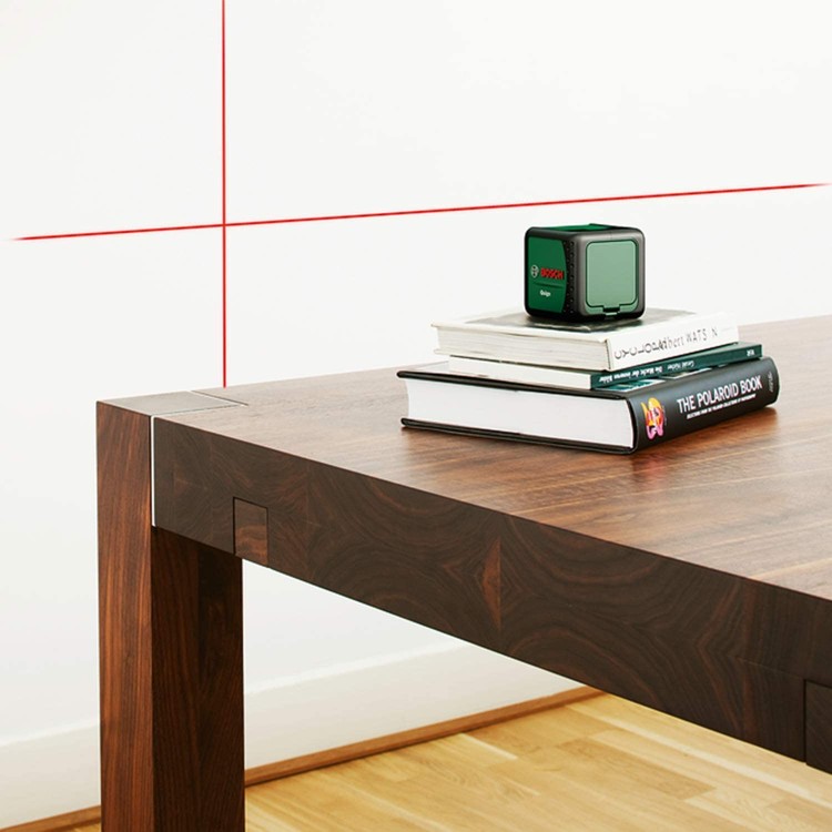 BOSCH 0603663520 Laser krzyżowy QUIGO II + wielofunkcyjny uchwyt MM 2