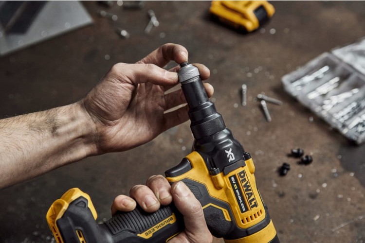 DeWalt DCF403E1GT - Zastosowanie