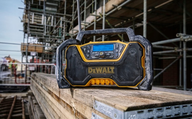 DEWALT DCR029 Radio budowlane akumulatorowe 18V XR