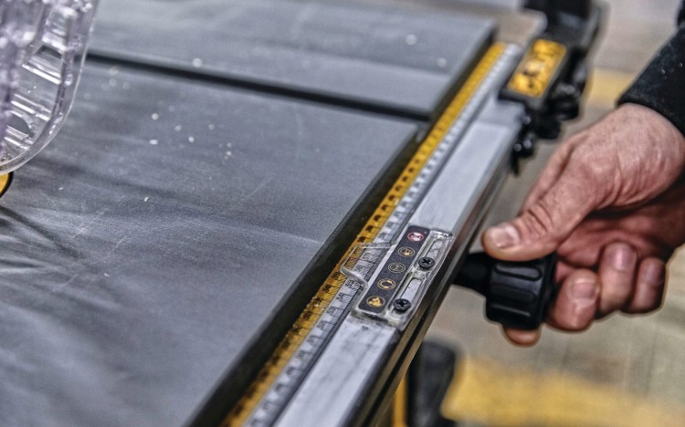 DeWalt Piła pilarka stołowa DWE7492 - Zastosowanie