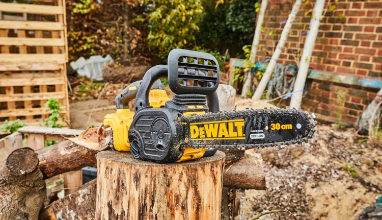 Zastosowanie pilarki akumulatorowej DEWALT DCM565N 18V