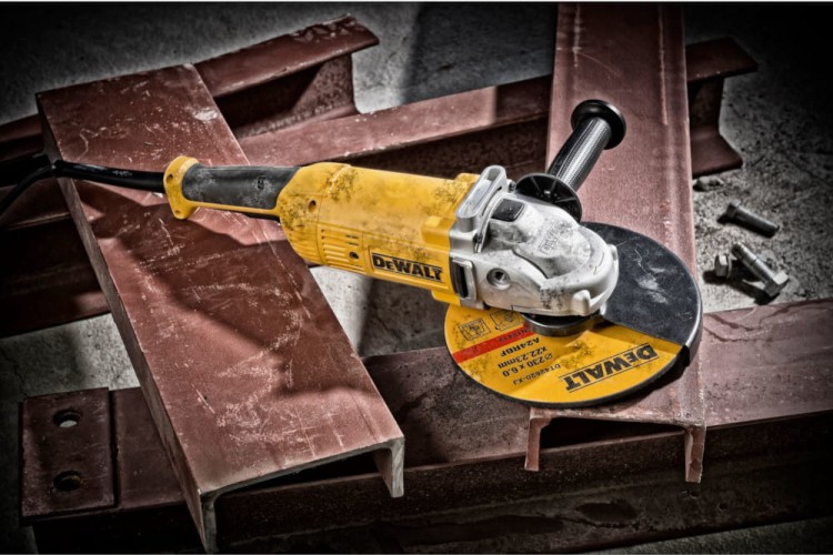 zastosowanie szlifierki kątowej 230mm DEWALT DWE490