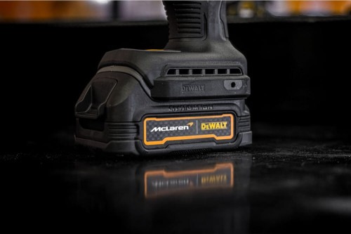 Akumulator DEWALT GFN PowerStack McLaren zastosowanie