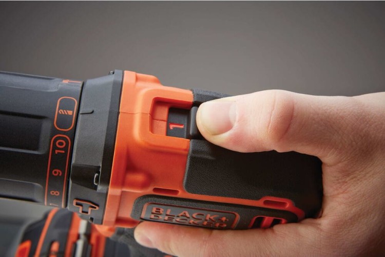 Wiertarko-wkrętarka BLACK DECKER BDCHD18