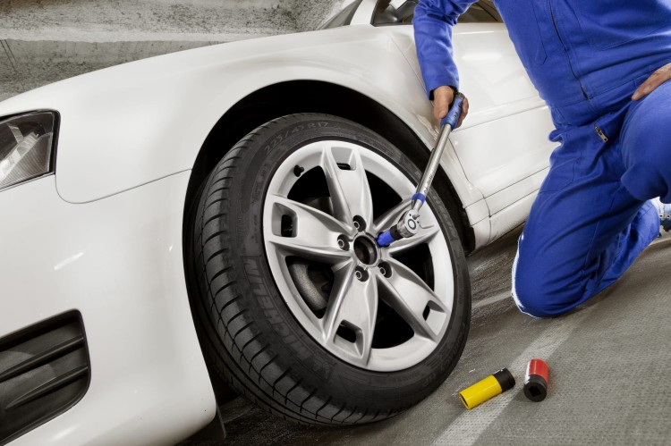 Zestaw nasadek 1/2" do felg aluminiowych, 17 -21 mm E194676 Expert by Facom - zastosowanie