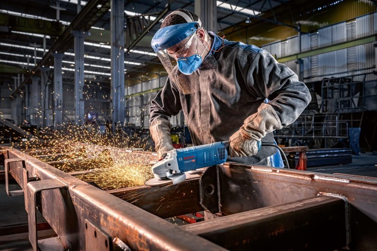 BOSCH Szlifierka kątowa GWS 2400 J - zastosowanie