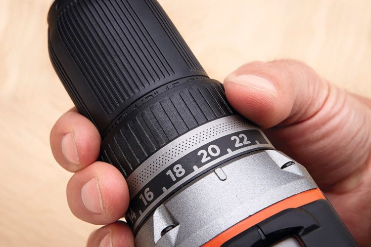 zastosowanie wiertarko-wkrętarki Black Decker BL186