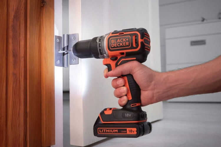 zastosowanie wiertarko-wkrętarki Black Decker BL186