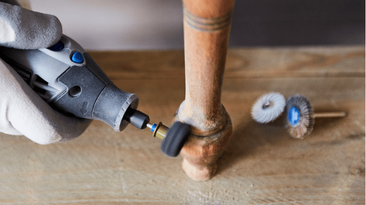 Zastosowanie Tarczy ściernych P180 i 280 DREMEL