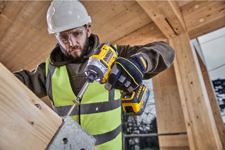 Zakrętarka udarowa DeWalt DCF860 zastosowanie