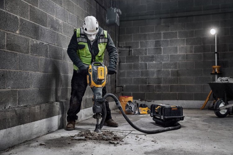 Młot wyburzeniowy DeWalt DCH966Z2 zastosowanie