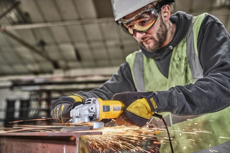 zastosowanie szlifierki kątowej 115mm 750W DEWALT DWE4036