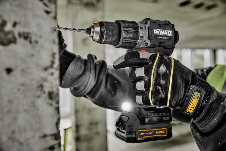 Wiertarko-wkrętarka McLaren DeWalt DCD85M zastosowanie