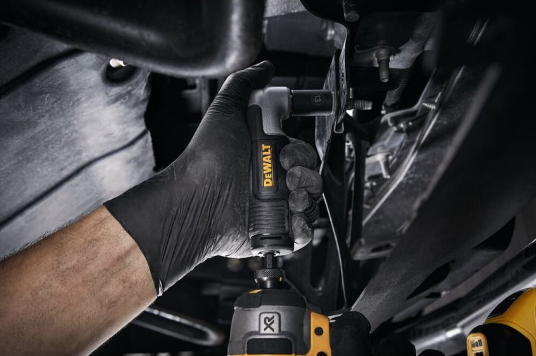 Przystawka kątowa DeWALT DT20504 zastosowanie