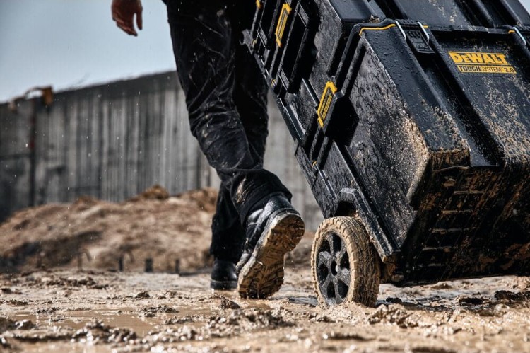Skrzynia narzędziowa na kołach DeWALT DWST83402-1 zastosowanie