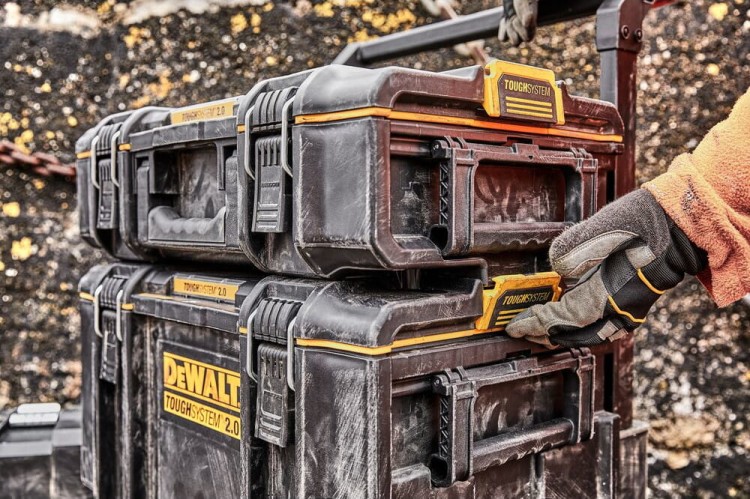 Skrzynia narzędziowa ToughtSystem 2.0 DS166 DeWALT zastosowanie