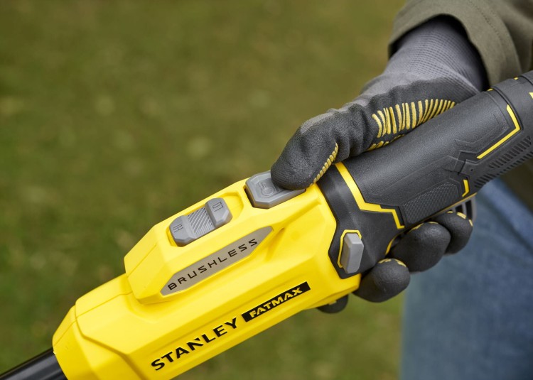 Zastosowanie  Podkaszarki żyłkowej akumulatorowej 18V  FatMax V20 STANLEY SFMSTB930B