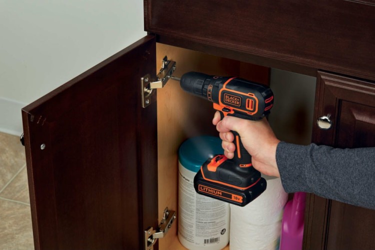 Wiertarko wkrętarka Black Decker BDCDC18B zastosowanie