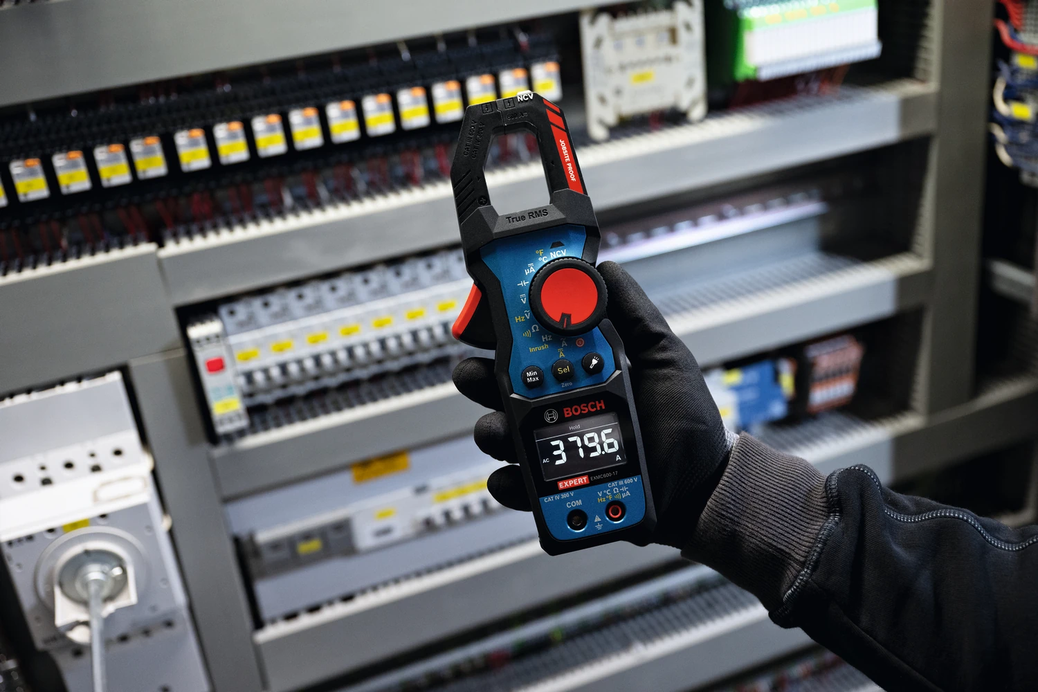 zastosowanie miernika cęgowego Bosch EXPERT EXMC600-17