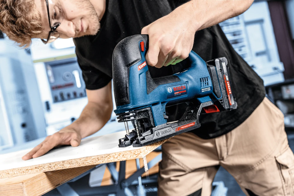BOSCH EXPERT EXST18V-155B