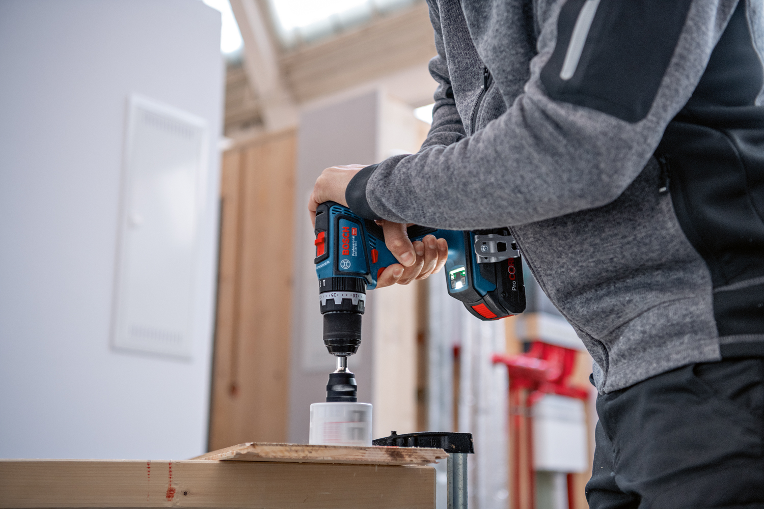 Bosch GSB 18V-90C