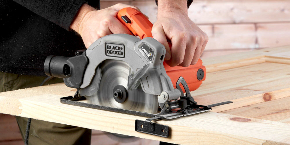 Pilarka tarczowa Black Decker CS1250
