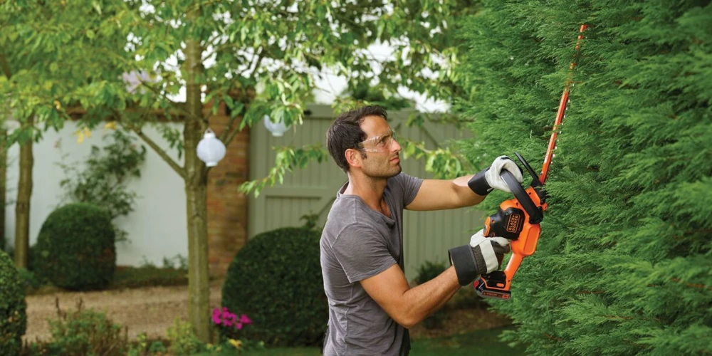 nożyce do żywopłotu Black Decker GTC18452