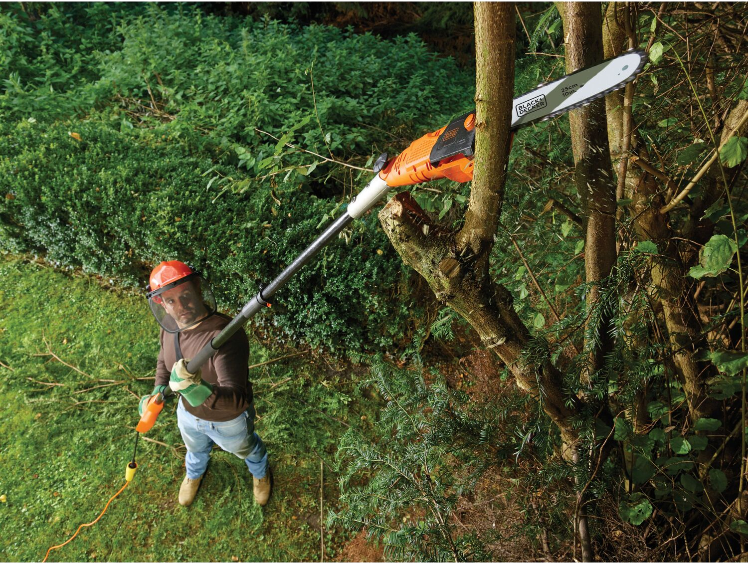 Zastosowanie pilarki łańcuchowej black decker na wysięgniku